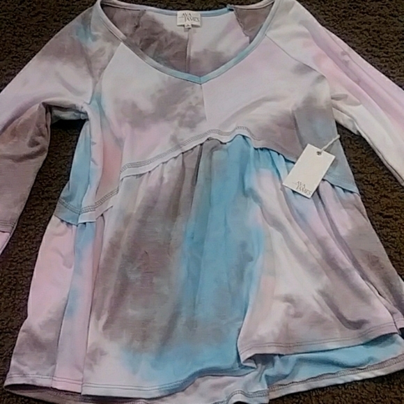 Ava James color splash top - Picture 2 of 5